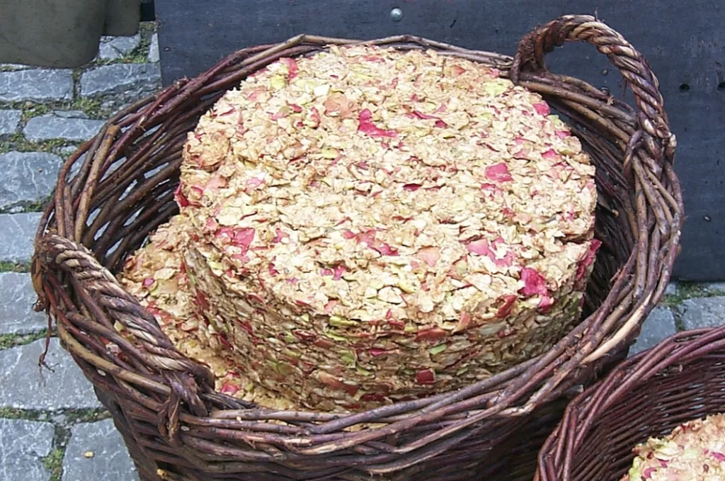 Apple Pomace Fertilizer
